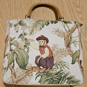 Copacabana Monkey Purse Wood Handle 13x11x3